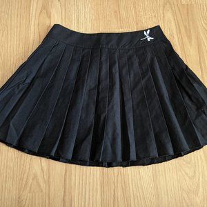 Black skirt